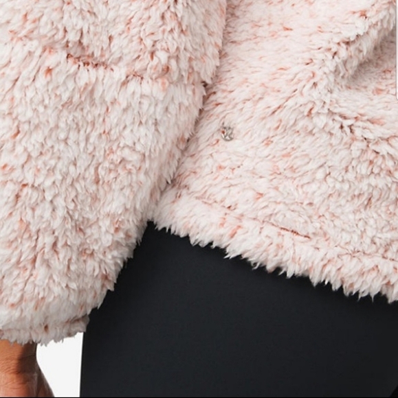 Lululemon Fleece Pullover - Picture 4 of 10